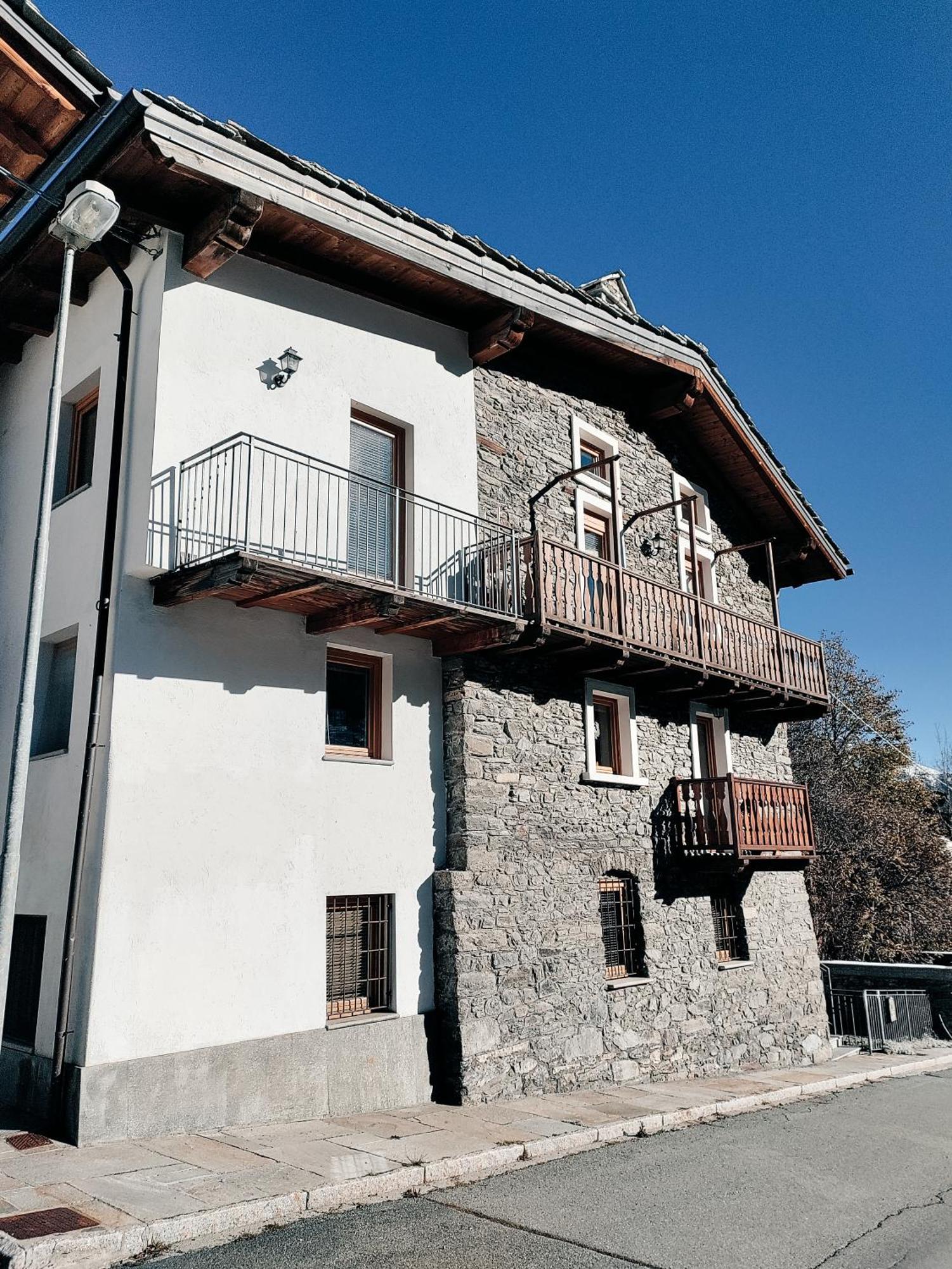 La Guida E L'Architetto Daire Saint-Rhemy-En-Bosses Dış mekan fotoğraf